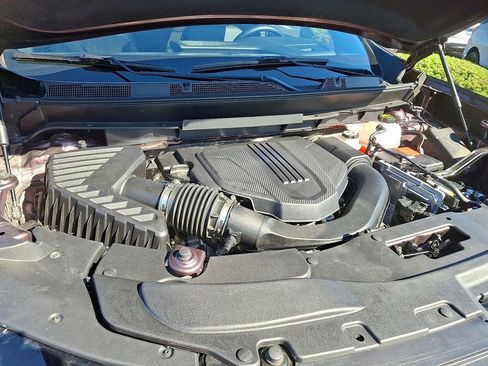 Certified 2024 GMC Acadia Elevation image 29