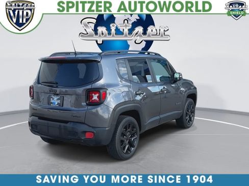 Used 2017 Jeep Renegade Altitude AWD/4WD image 9