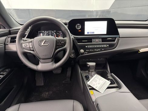 New 2025 Lexus ES 350 w/ Premium Package image 6