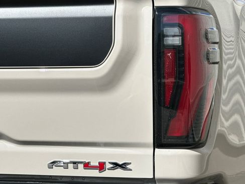 New 2026 GMC Sierra 2500 AT4X w/ AT4X AEV Edition AWD/4WD image 24