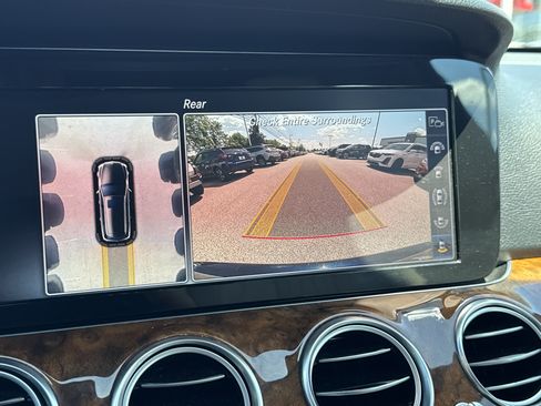 Used 2019 Mercedes-Benz E 450 4MATIC Wagon image 38