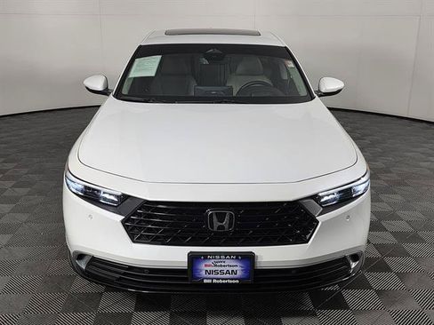 Used 2025 Honda Accord Touring image 10