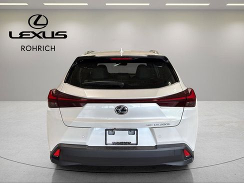 Used 2025 Lexus UX 300h AWD w/ Accessory Package (Z2) image 7