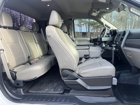 Used 2017 Ford F350 XL w/ Power Equipment Group image 37