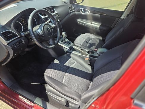 Used 2016 Nissan Sentra SV FWD image 11