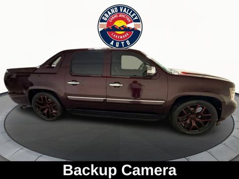 Used 2007 Chevrolet Avalanche LS image 5