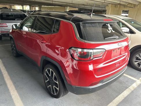 Used 2018 Jeep Compass Limited w/ Navigation Group FWD image 2