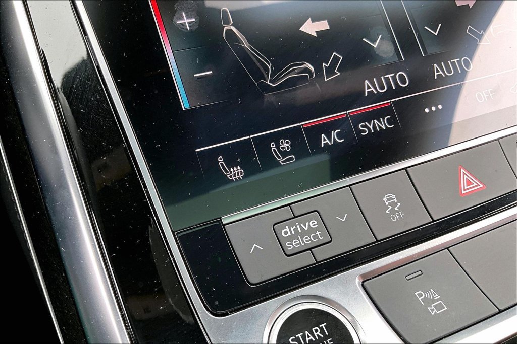 Used 2023 Audi Q8 Premium Plus AWD/4WD image 24