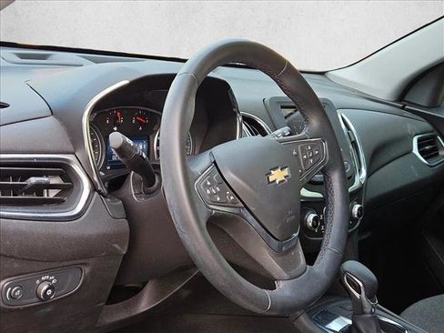 Used 2024 Chevrolet Equinox LT image 9