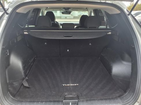 Used 2022 Hyundai Tucson SEL w/ Cargo Package FWD image 9