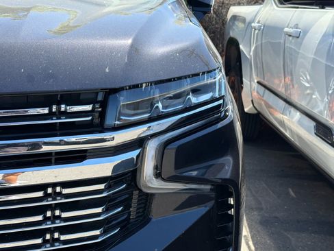 Used 2024 Chevrolet Tahoe Premier AWD/4WD image 7