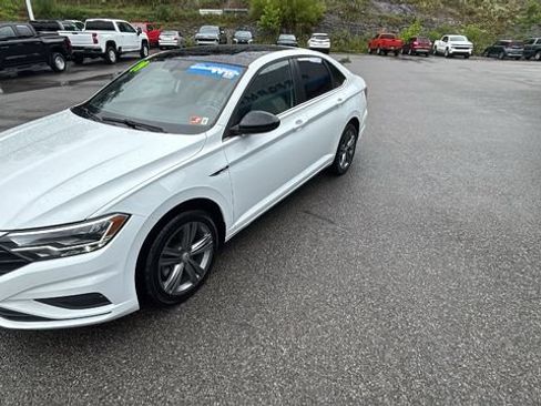 Used 2019 Volkswagen Jetta R-Line FWD image 8