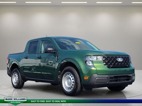 Used 2025 Ford Maverick XL w/ Equipment Group 102A AWD/4WD image 1