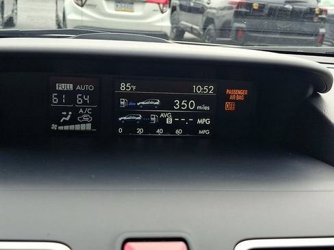 Used 2018 Subaru Forester 2.5i Touring AWD/4WD image 27