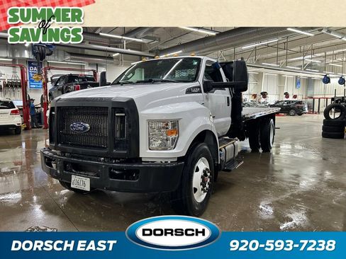 Certified 2022 Ford F750 2WD Regular Cab Super Duty image 1