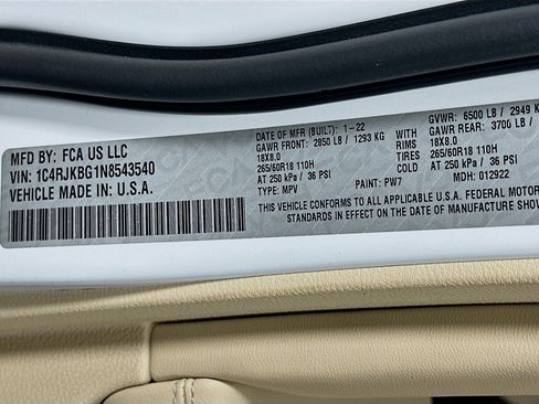 Used 2022 Jeep Grand Cherokee L Limited image 12