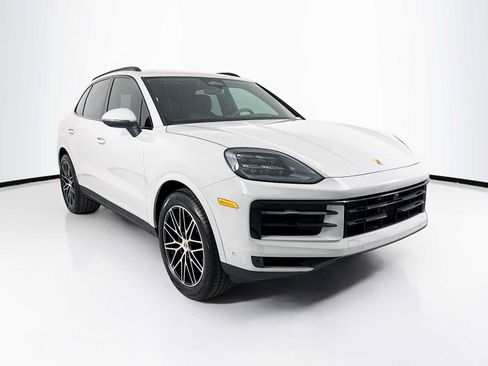 New 2026 Porsche Cayenne AWD/4WD image 7