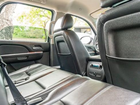 Used 2014 GMC Yukon SLT AWD/4WD image 40