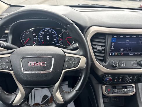 Used 2023 GMC Acadia Denali w/ Denali Ultimate Package AWD/4WD image 18