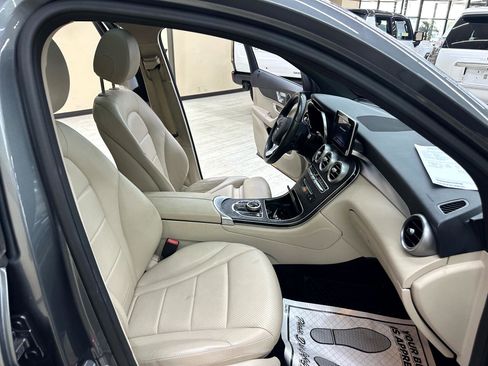 Used 2018 Mercedes-Benz GLC 300 image 41