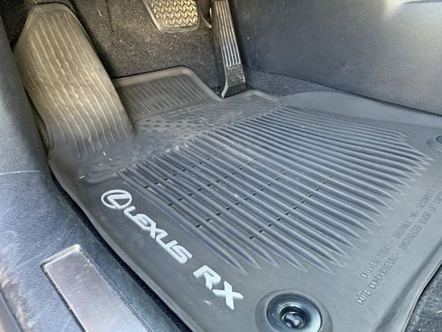 Certified 2022 Lexus RX 350L Premium image 17