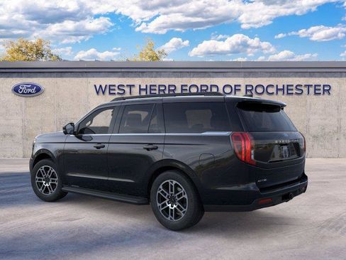 Used 2026 Ford Expedition Active AWD/4WD image 5
