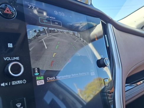 Used 2022 Subaru Outback Touring image 13