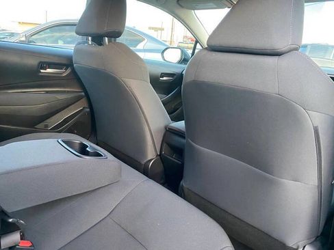 Used 2021 Toyota Corolla LE image 21