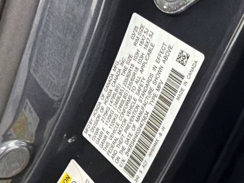 Used 2025 Honda CR-V EX image 17