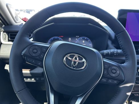 Used 2025 Toyota RAV4 Limited AWD/4WD image 17