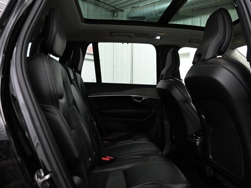 Used 2022 Volvo XC90 T6 Inscription w/ Advanced Package image 29