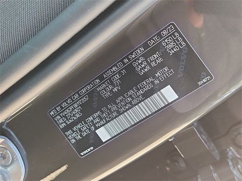 Used 2024 Volvo XC90 B6 Ultimate w/ Protection Package Premier image 34