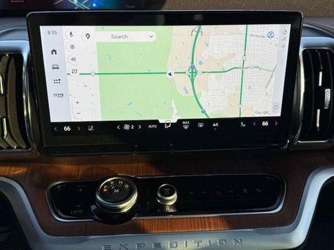 Certified 2025 Ford Expedition King Ranch image 16