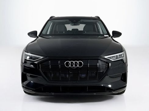 Used 2021 Audi e-tron Premium w/ Convenience Plus Package AWD/4WD image 8