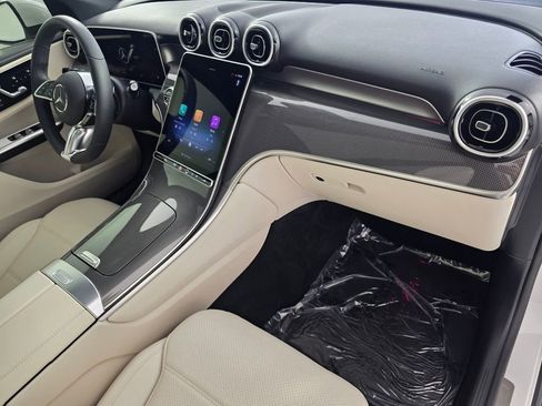 Certified 2025 Mercedes-Benz GLC 300 GLC 300 image 30