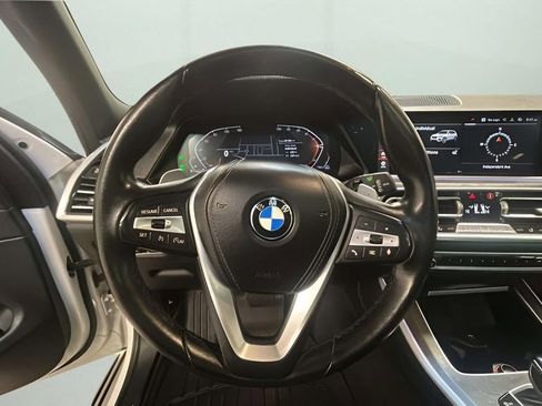 Used 2022 BMW X5 sDrive40i w/ Premium Package image 18