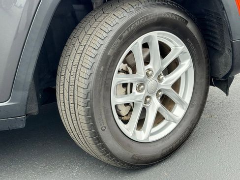 Used 2024 Jeep Grand Cherokee Laredo X w/ Luxury Tech Group I image 9