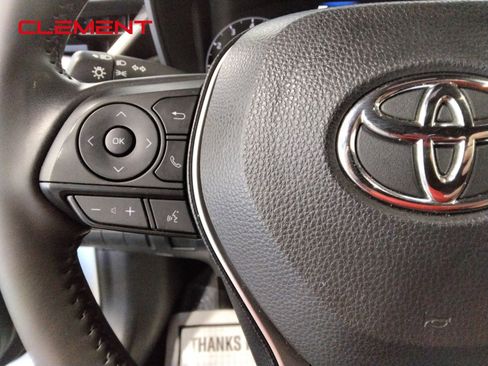 Used 2024 Toyota Corolla SE image 12