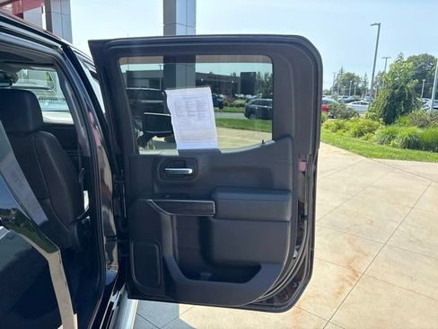 Used 2019 Chevrolet Silverado 1500 LTZ w/ LTZ Plus Package AWD/4WD image 32