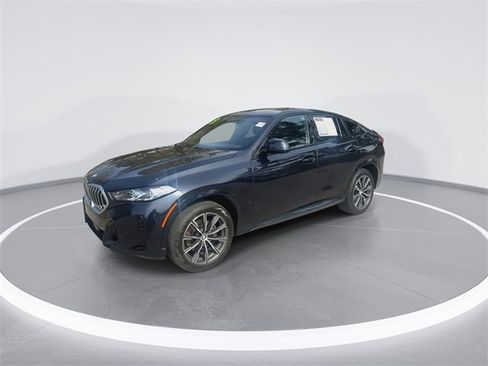 Used 2025 BMW X6 xDrive40i image 4