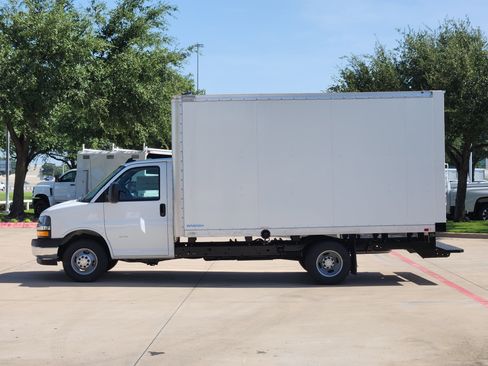 New 2025 Chevrolet Express 3500 w/ Power Convenience Package image 11