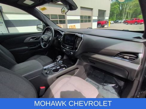 Certified 2023 Chevrolet Traverse LT AWD/4WD image 29