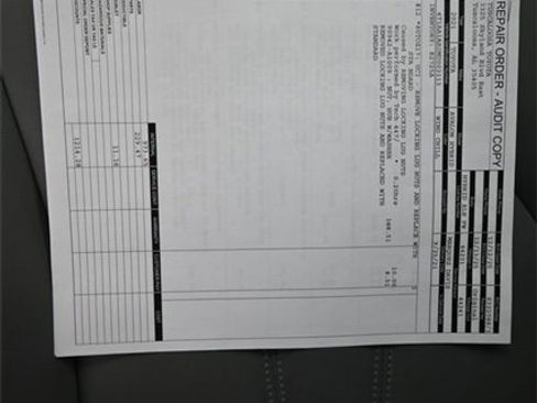 Used 2021 Toyota Avalon XLE image 4