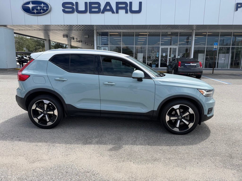 Used 2019 Volvo XC40 T5 Momentum AWD/4WD image 2