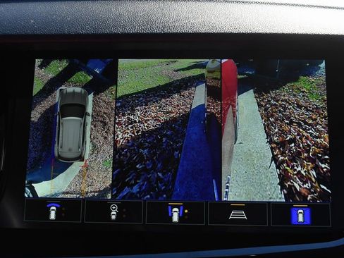 Used 2023 Buick Envision Avenir AWD/4WD image 51