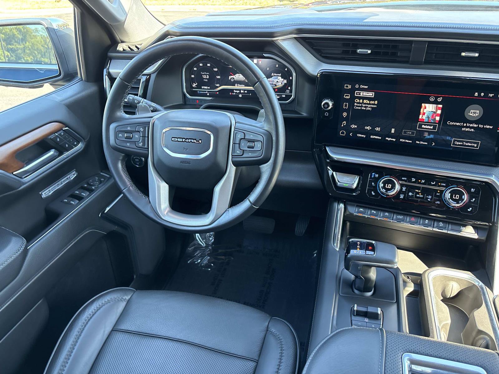 Used 2022 GMC Sierra 1500 Denali w/ Technology Package AWD/4WD image 28