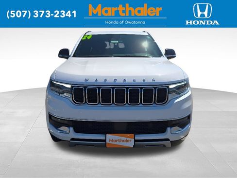 Used 2024 Jeep Wagoneer Series II w/ Flexible Seating Group AWD/4WD image 8