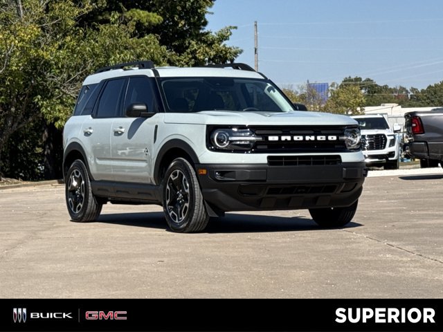 Used 2023 Ford Bronco Sport Outer Banks AWD/4WD image 1