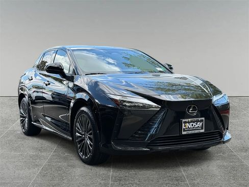 Used 2023 Lexus RZ 450e Premium image 9