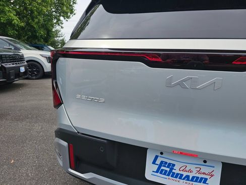 New 2027 Kia Seltos LX AWD/4WD image 24